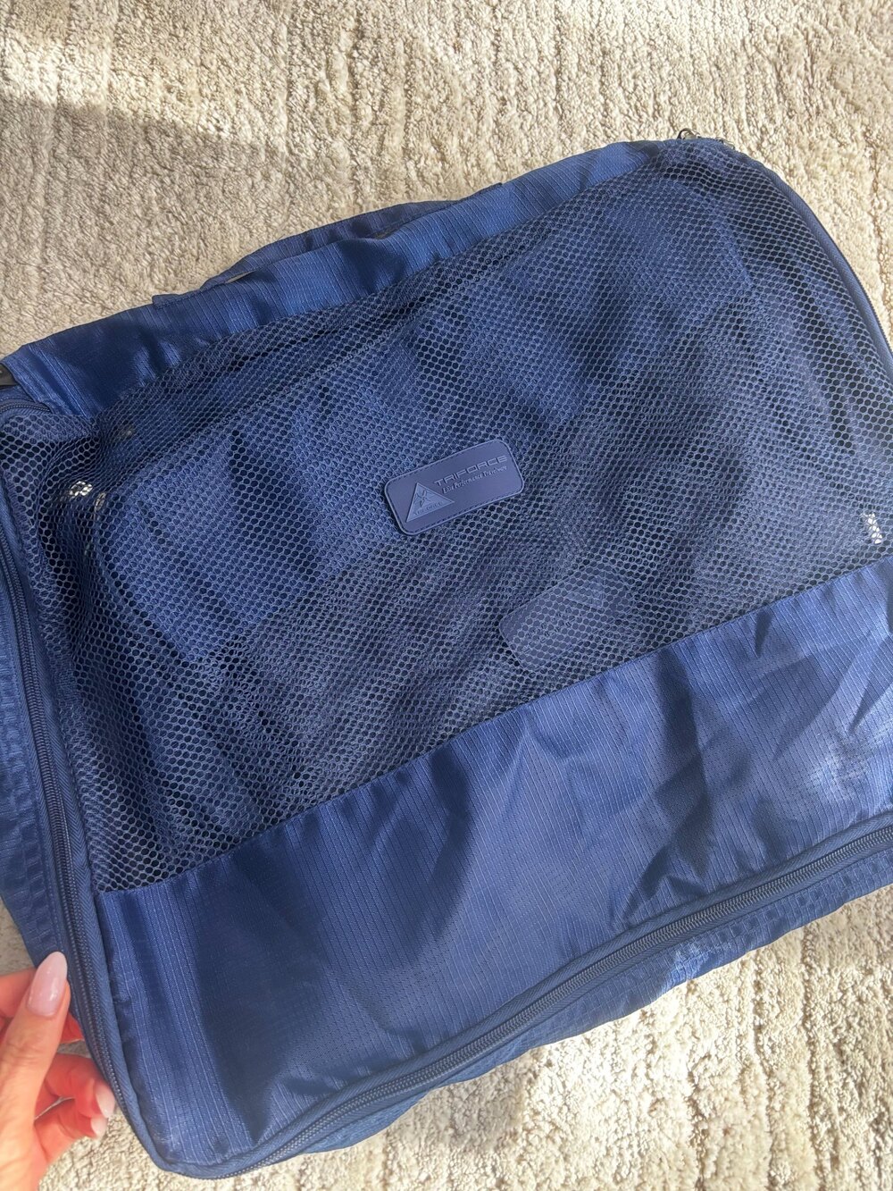 TRIFORCE Packing Cubes Travel Organizers Set Navy Blue Mesh set Like New